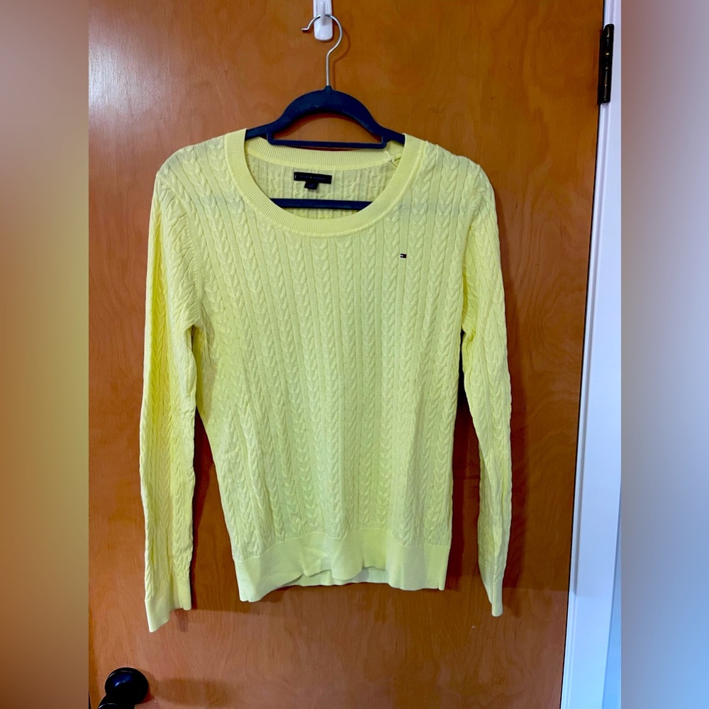 Tommy Hilfiger sweater